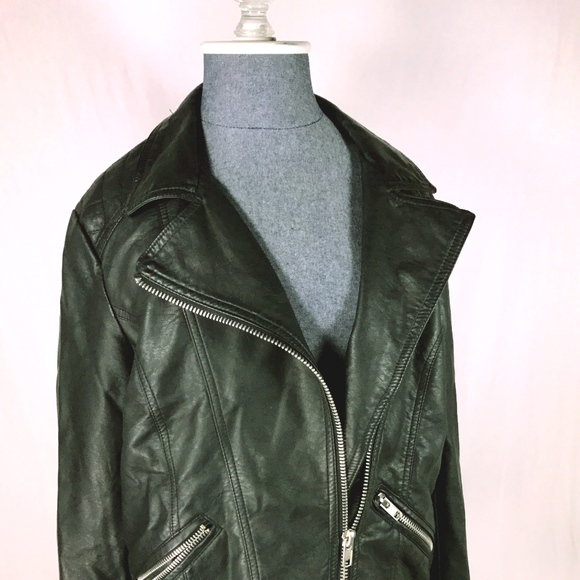 Forever 21 Size M  Black Jacket Vegan Leather - Picture 1 of 8